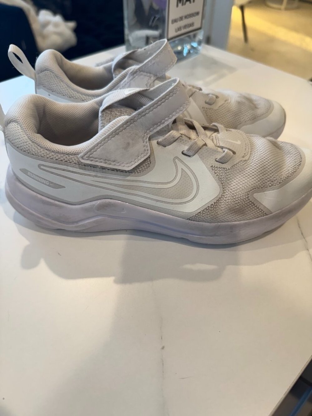 Nike Youth Cosmic Runner - Size 3Y
